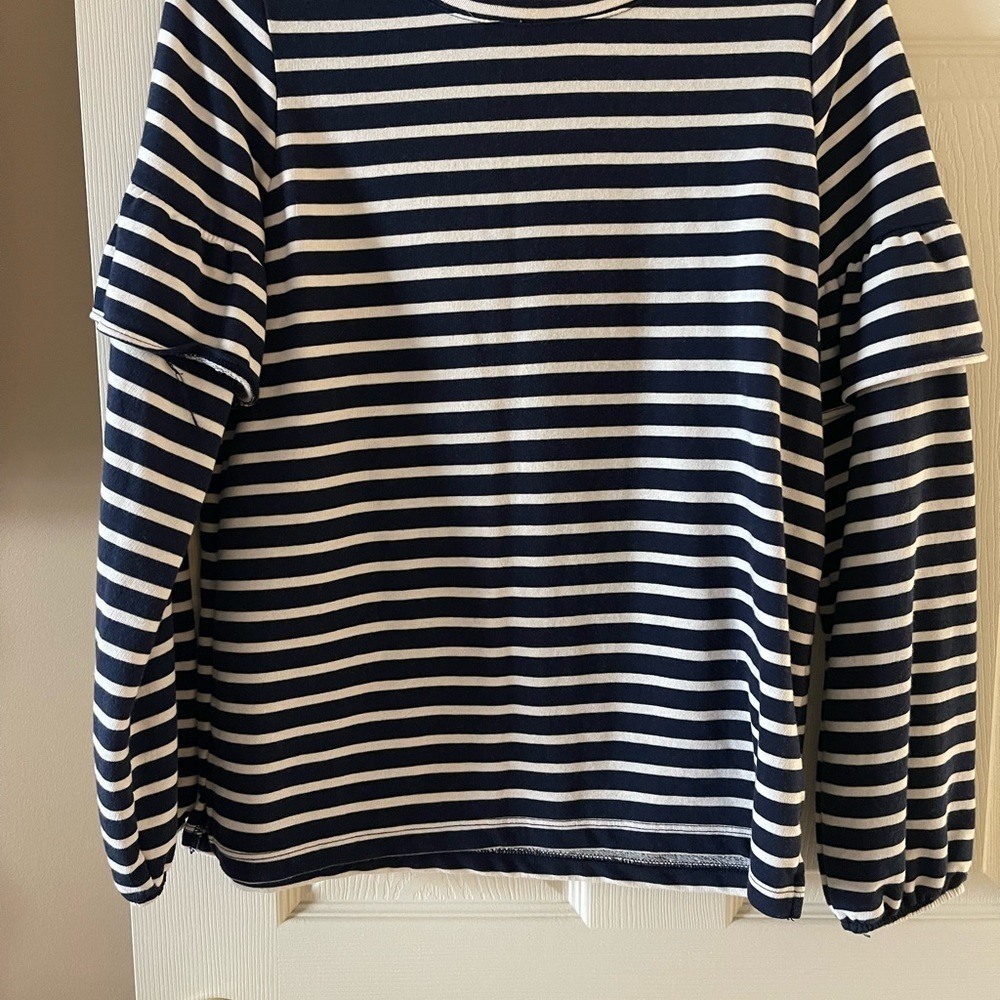 Old Navy light weight sweatshirt - Size M - Picture 3 of 5